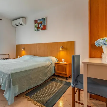 Stunning Home In Pula *