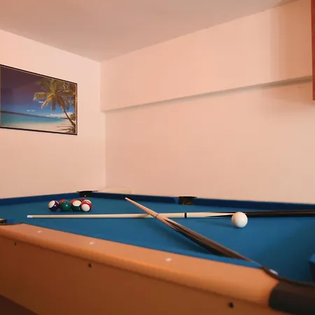 Pet Friendly In With Jacuzzi
