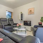 Stunning Home In Pula *