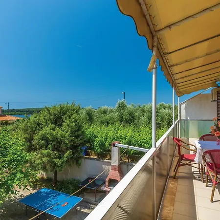 Semesterbostad Stunning In