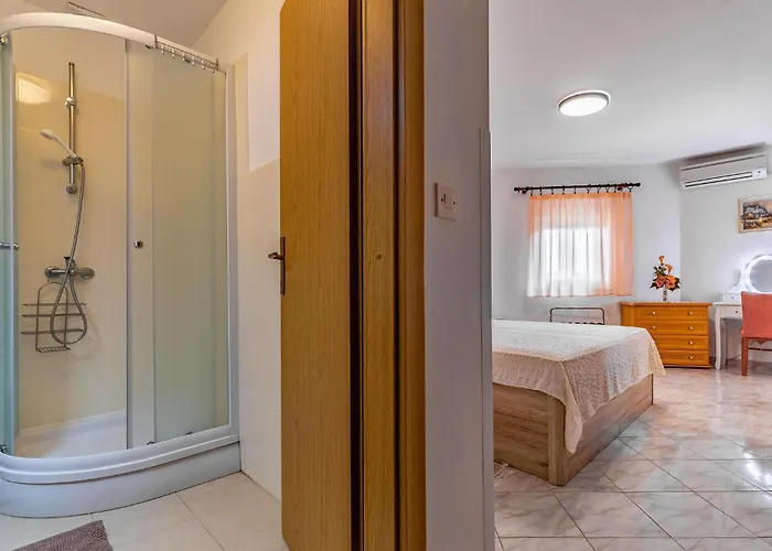 Holiday home Stunning Home In Pula *