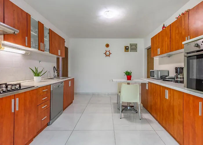 Stunning Home In Pula Holiday home