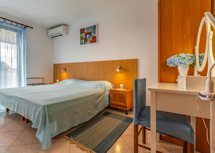 Stunning Home In Pula *