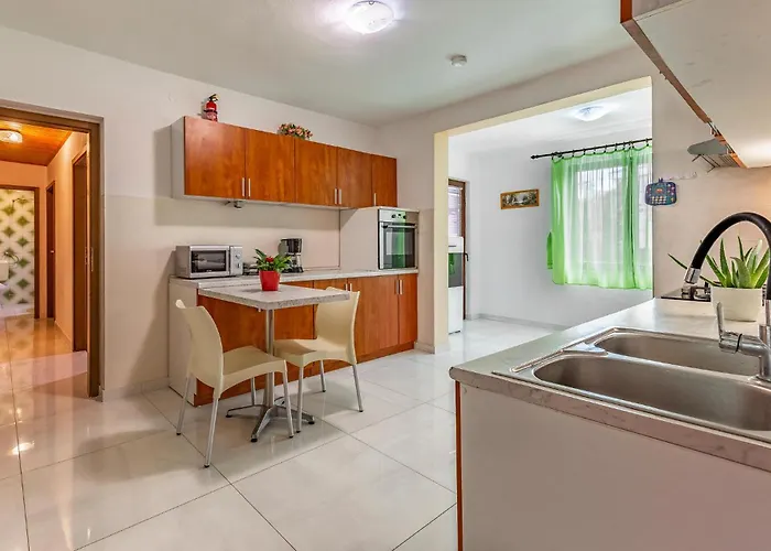 Holiday home Stunning Home In Pula