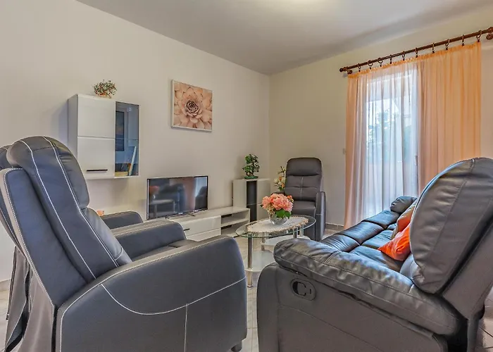 Stunning Home In Pula Holiday home